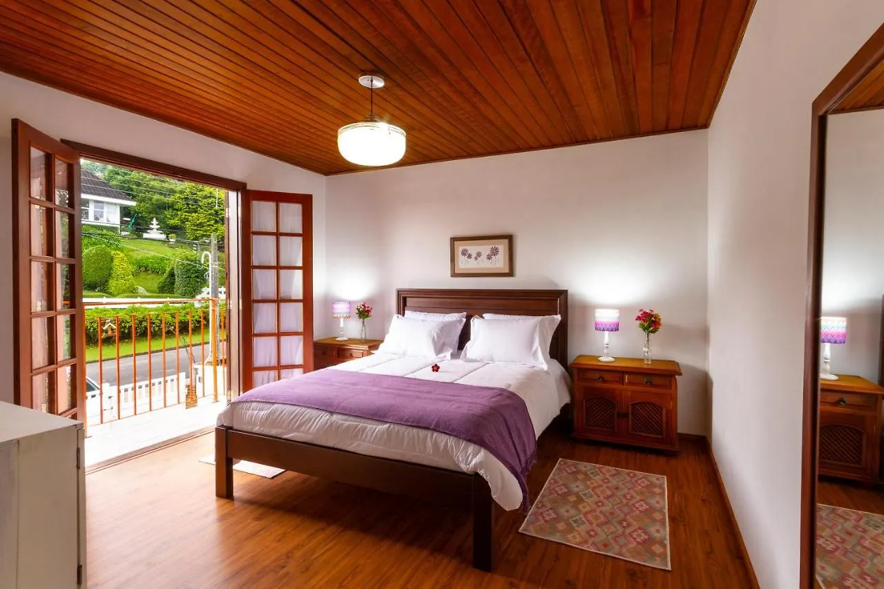 Pousada Pink Village Campos do Jordao 0*,