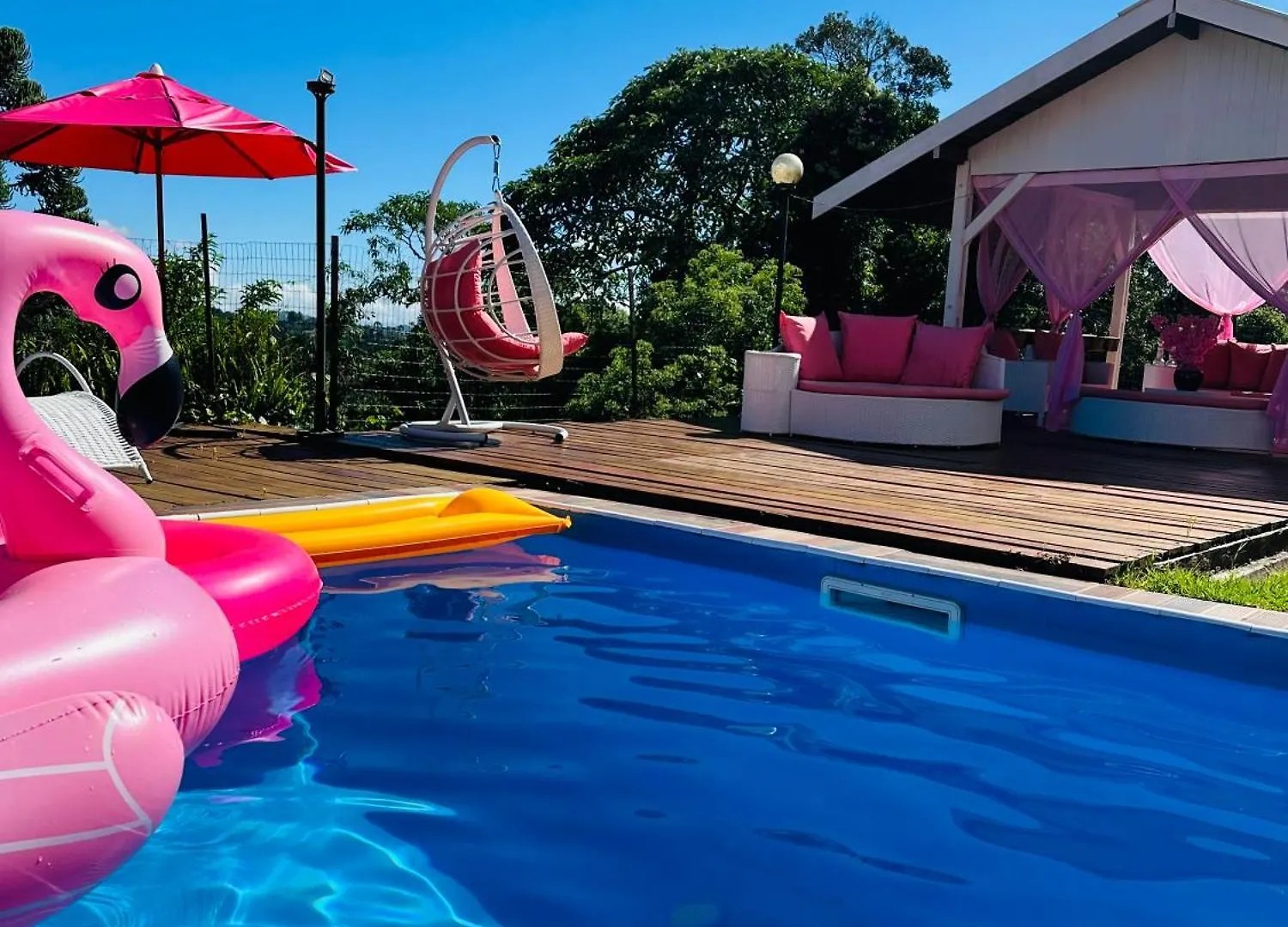 Pousada Pink Village Campos do Jordao